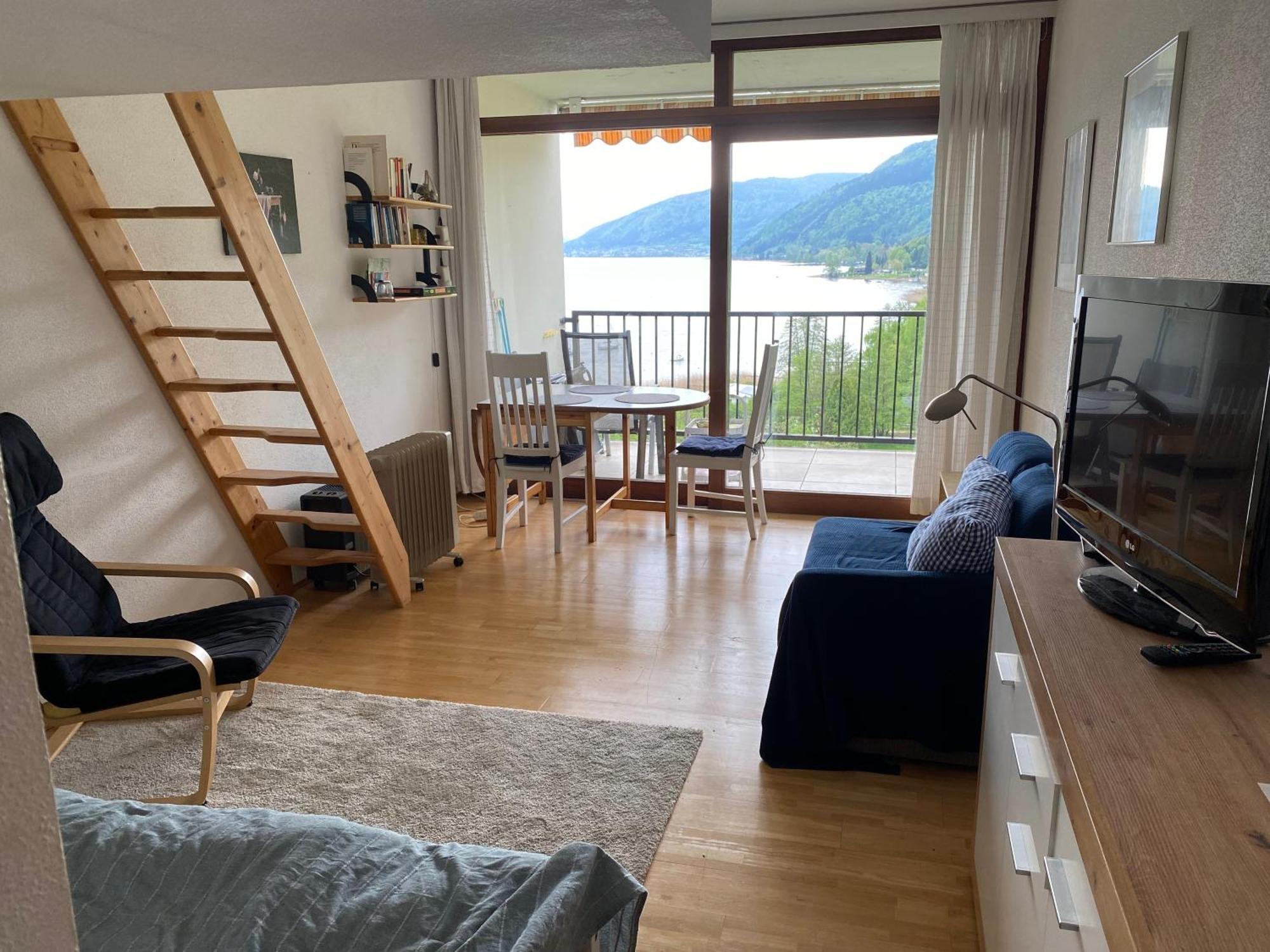 Appartement Mit Seeblick Am Ossiacher See フィラハ エクステリア 写真
